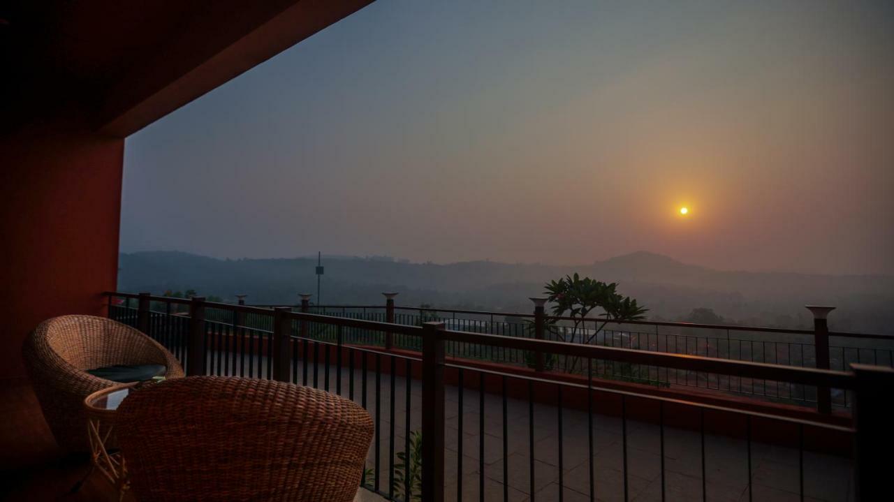 The Estate Resort , Mangalore Mudbidri Екстериор снимка